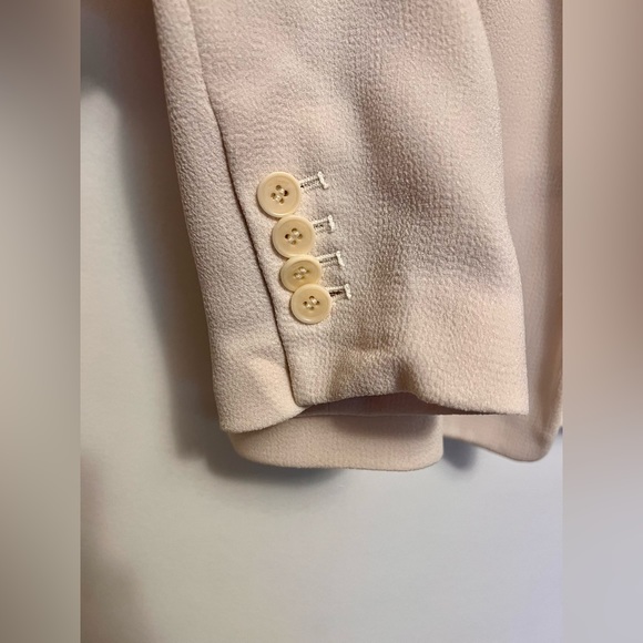 Aritzia blazer - Picture 4 of 6